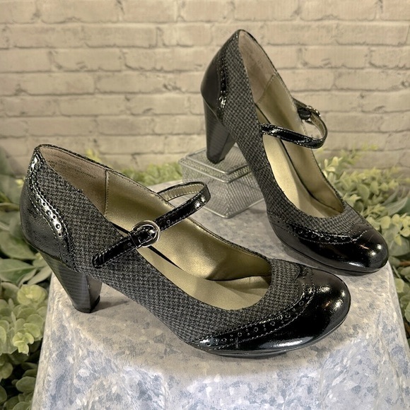 Trend Report Shoes - Trend Report Black&Grey Tweed Round Toe Mary Jane Saddle Heels WMS 8M🖤GUC🩶